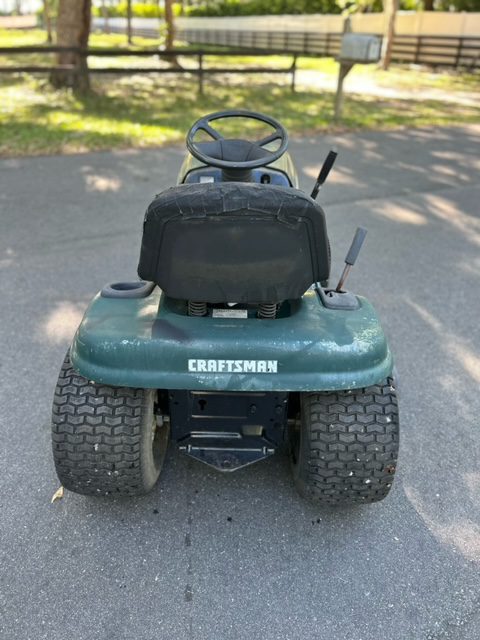 Craftsman Riding Lawn Mower LT1000 (3) Craftsman-Riding-Lawn-Mower-LT1000